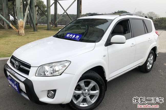 丰田RAV4荣放2010款2.4L 自动豪华升级版