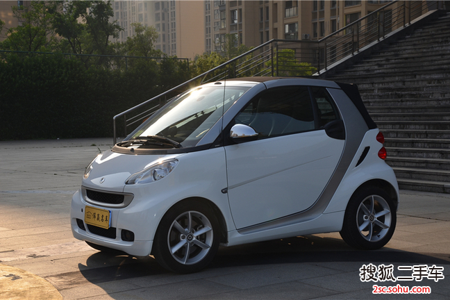 smartfortwo2011款1.0T 敞篷燃橙版