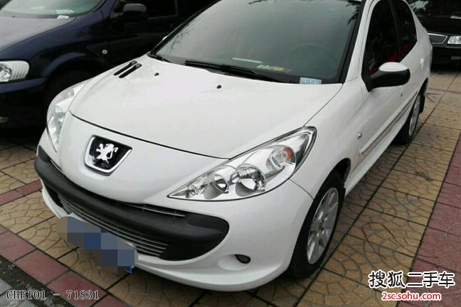 标致207三厢2010款1.4L 手动 品乐版