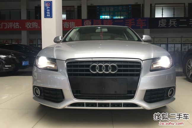 奥迪A4L2010款2.0TFSI 舒适型