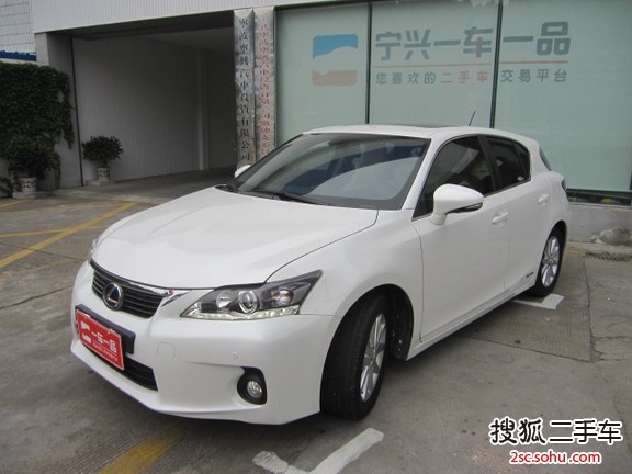 雷克萨斯CT200h2012款1.8L 领先版