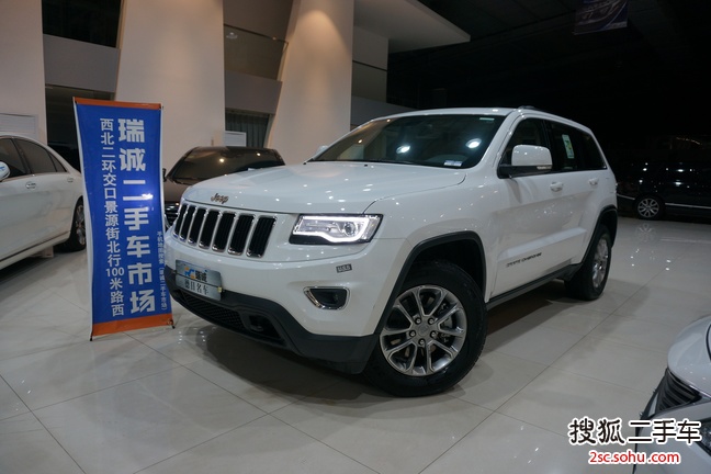 Jeep大切诺基2018款3.6L 高性能四驱版