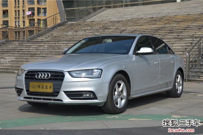 奥迪A4L2013款35 TFSI 自动标准型