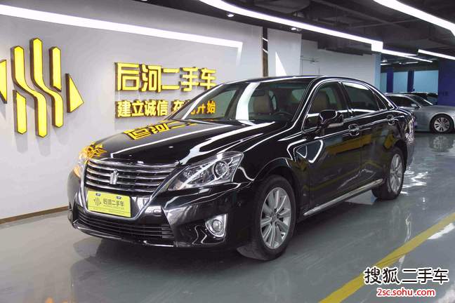 丰田皇冠2012款2.5L Royal