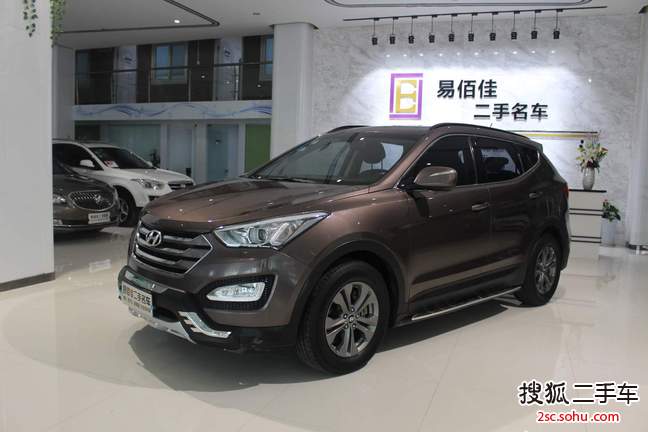 现代全新胜达2013款2.4L 自动四驱舒适型