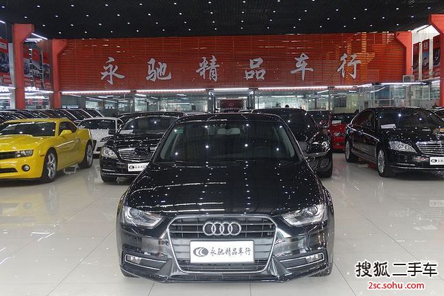 奥迪A4L2013款35 TFSI(2.0T)自动舒适型