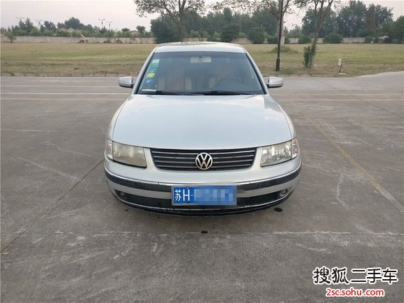 大众帕萨特领驭2003款1.8T 天窗舒适型手动