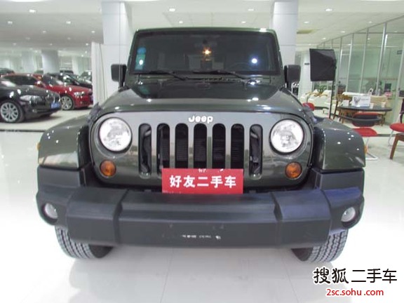 Jeep牧马人四门版2009款3.8L 撒哈拉