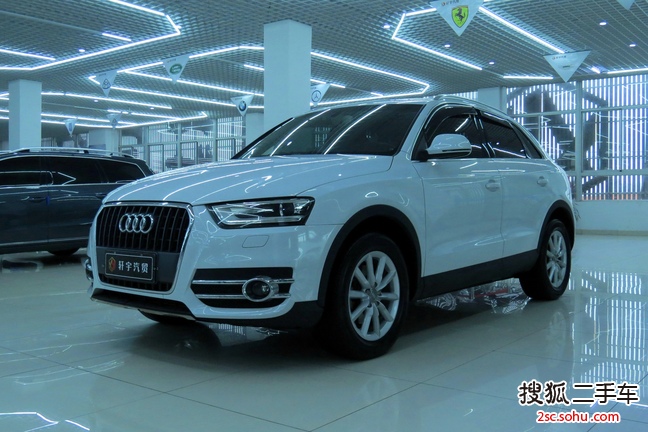 奥迪Q32015款35 TFSI 进取型