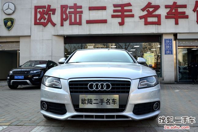 奥迪A4L2011款2.0TFSI 舒适型