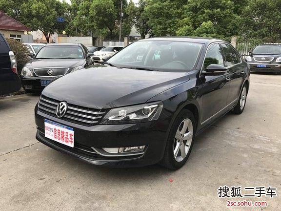 大众帕萨特2014款1.8TSI DSG尊荣版