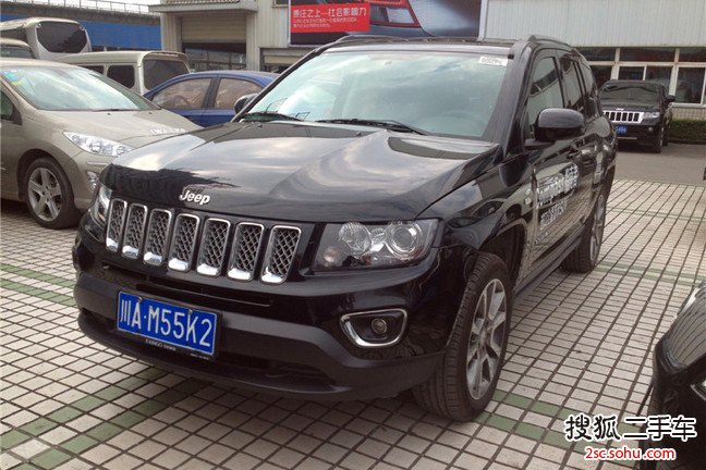 Jeep指南者2014款2.4L 四驱运动版