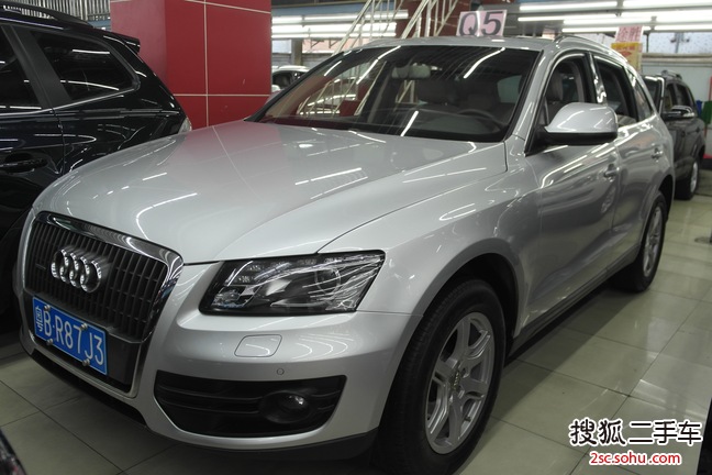 奥迪Q52010款2.0TFSI 技术型