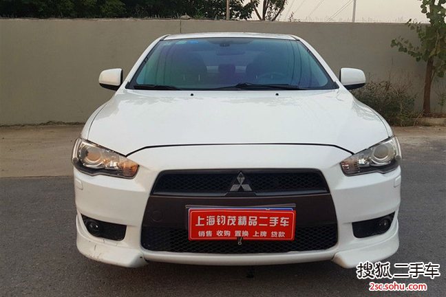 三菱翼神2012款2.0L CVT 致炫版旗舰型