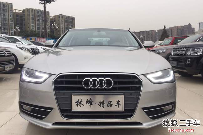 奥迪A4L2013款35 TFSI 自动舒适型