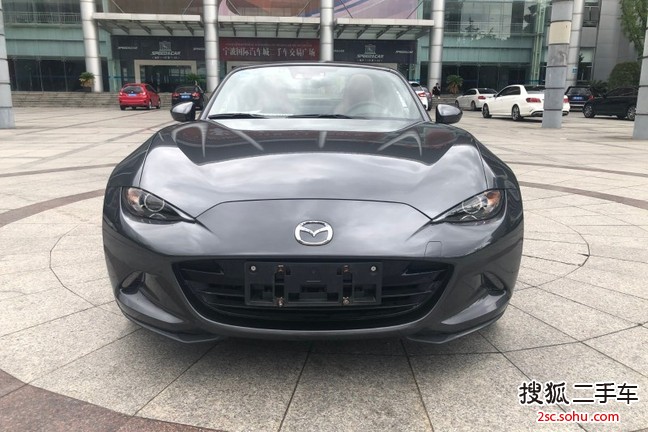 马自达MX-52018款2.0L RF 铂钢灰