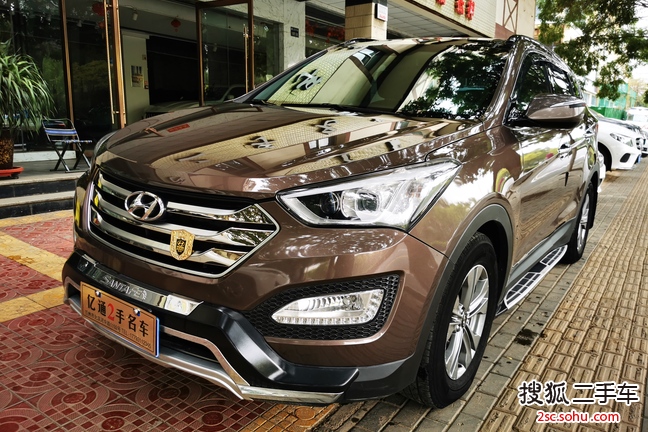 现代胜达2015款2.0T 自动四驱智能型 5座