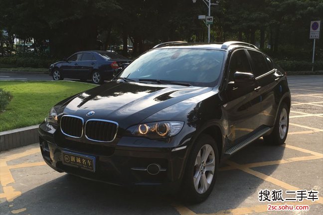 宝马X62011款xDrive35i