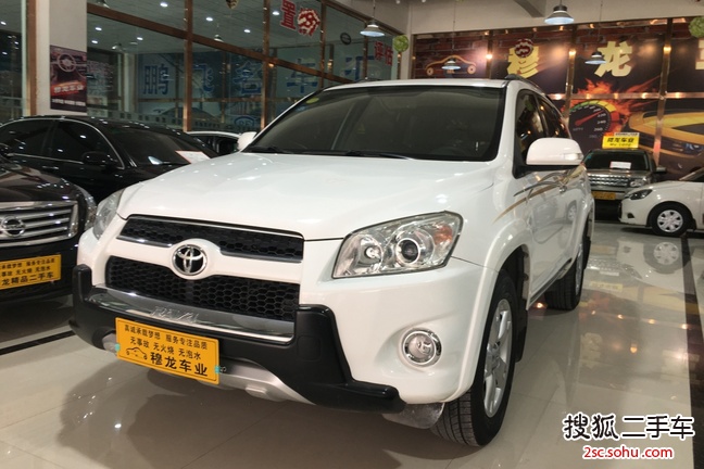 丰田RAV4荣放2011款2.4L 自动四驱至臻导航版 