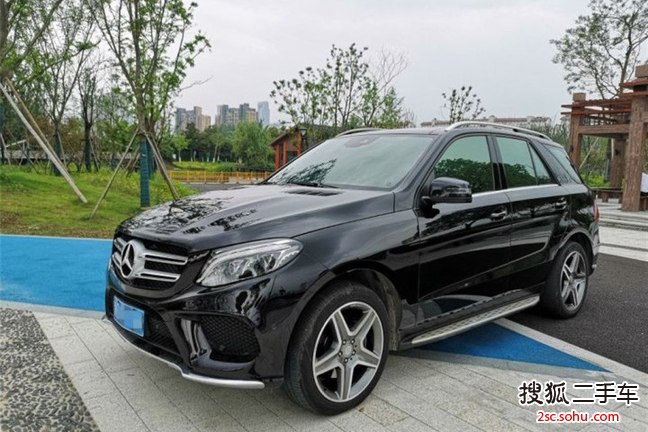 奔驰GLE级2015款400 4MATIC