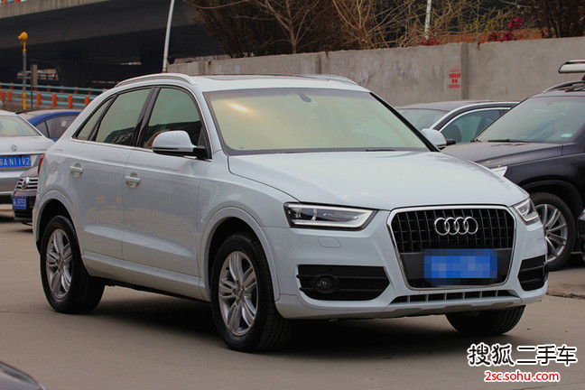 奥迪Q32015款35 TFSI 舒适型