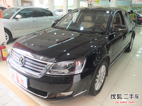 大众帕萨特2011款1.8TSI DSG 尊荣版