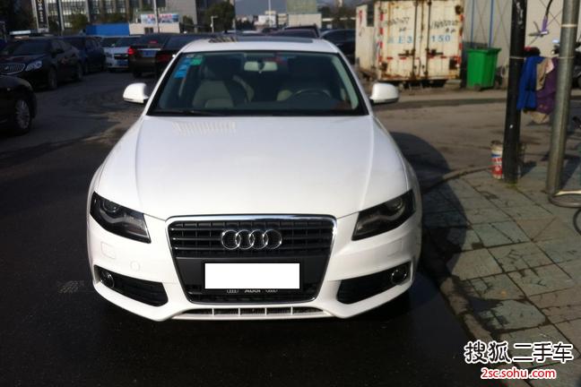 奥迪A4L2011款2.0TFSI 技术型