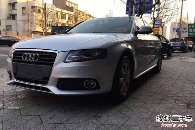 奥迪A4L2011款2.0TFSI 舒适型