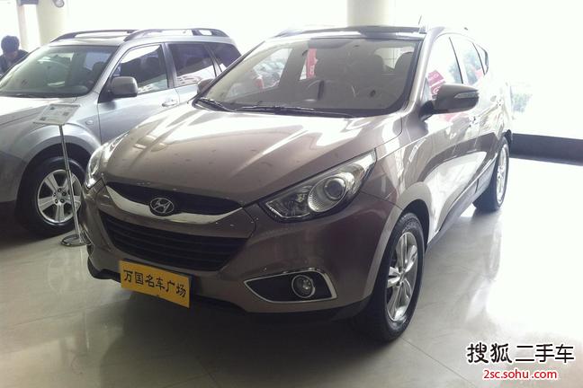 现代ix352010款2.0L 自动四驱尊贵版GLS 