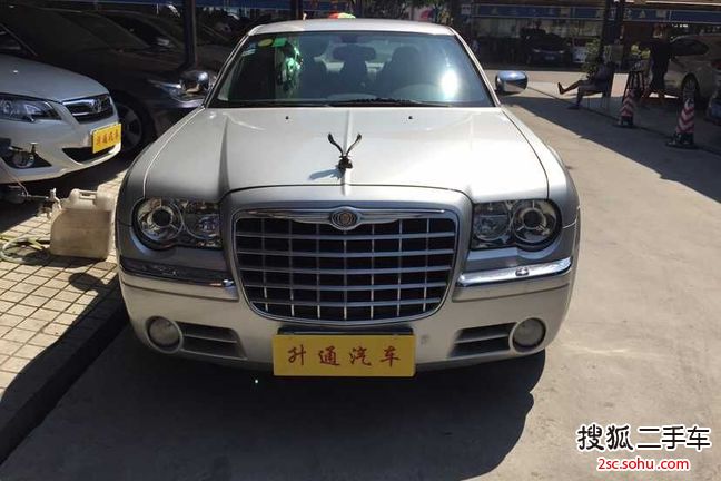 克莱斯勒3002008款300C 2.7L 豪华领航版