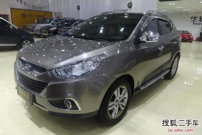 现代ix352010款2.4L 自动四驱领航版GLS 