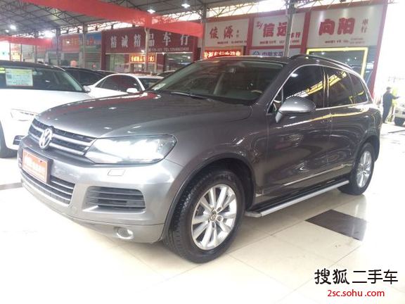 大众途锐2011款3.0TSI V6 高配型 