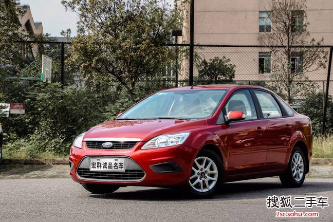 福特福克斯三厢2011款1.8L 手动舒适型