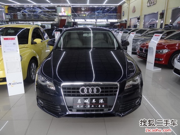 奥迪A4L2012款2.0TFSI 舒适型