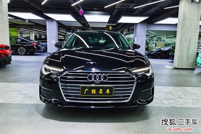 奥迪A6L2019款45TFSI quattro 臻选致雅型