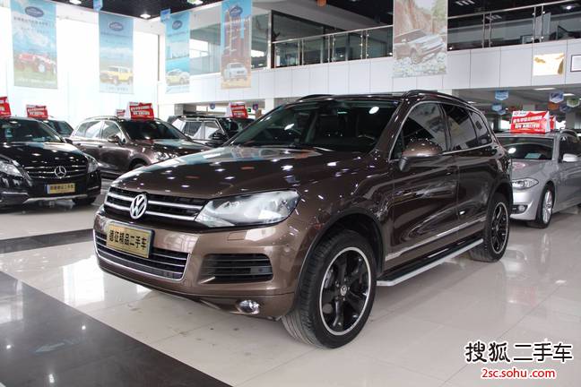 大众途锐2011款3.0TSI V6 高配型 