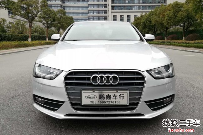 奥迪A4L2013款35 TFSI 自动标准型