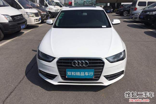 奥迪A4L2015款35 TFSI 自动技术型