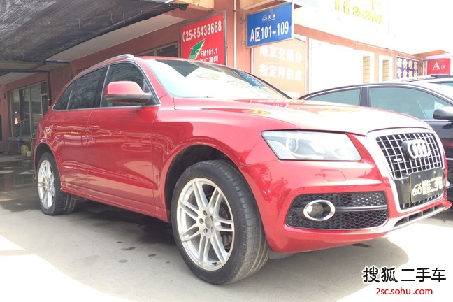 奥迪Q52010款2.0TFSI 运动款(进口)