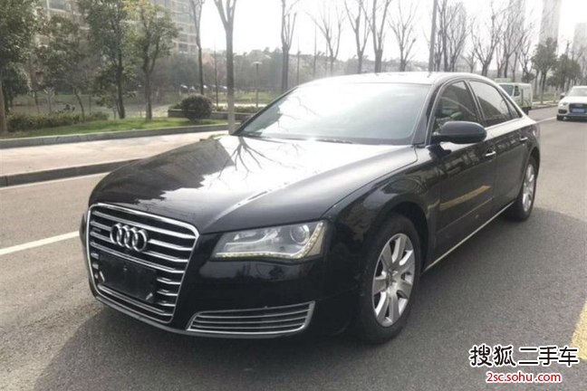 奥迪A8L2013款50 TFSI quattro尊贵型