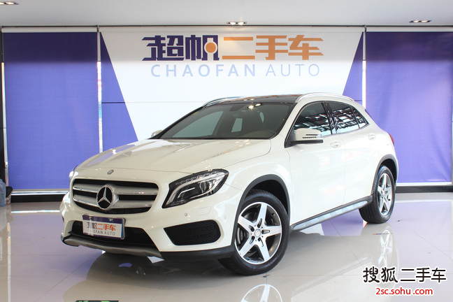 奔驰GLA级2015款GLA 260 4MATIC 