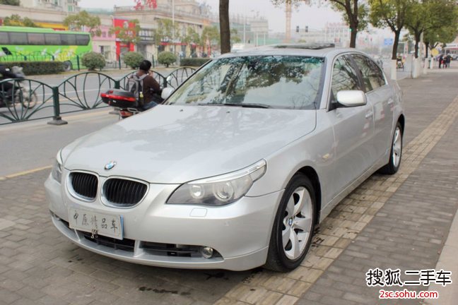 宝马5系2001款530i