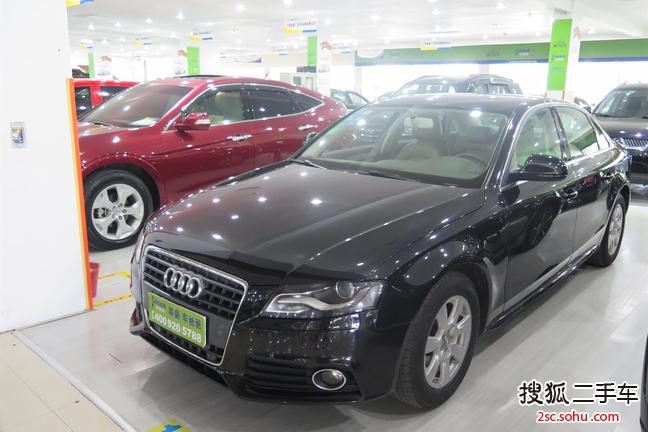 奥迪A4L2011款2.0TFSI 舒适型