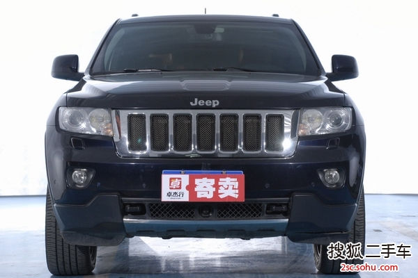 Jeep大切诺基2011款5.7L 旗舰导航版