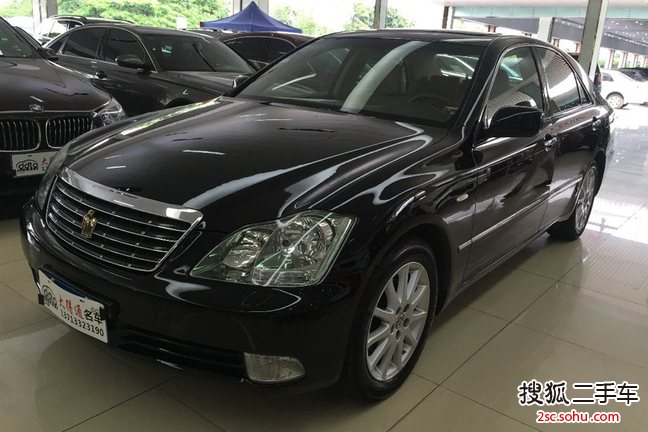 丰田皇冠2006款3.0 Royal Saloon