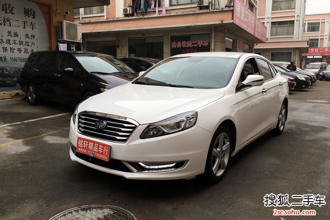 奔腾B702014款2.0L 自动豪华型