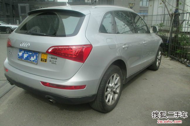 奥迪Q52011款2.0TFSI 技术型