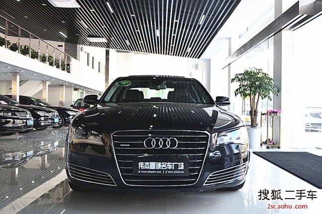 奥迪A8L2013款45 TFSI quattro舒适型