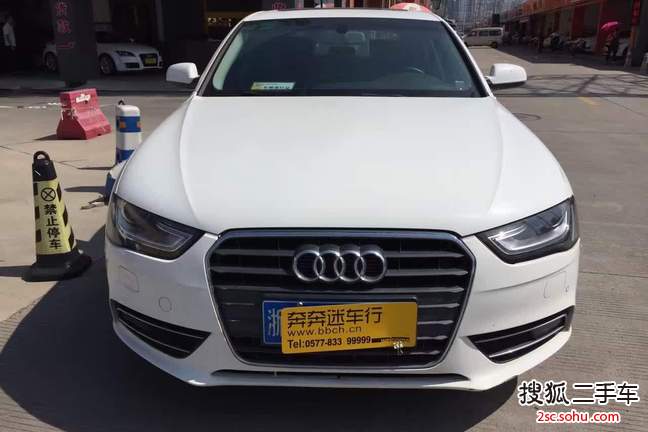 奥迪A4L2013款35 TFSI 自动舒适型