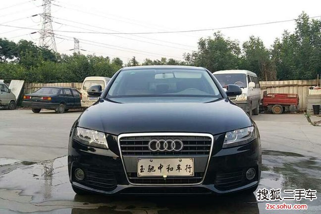 奥迪A4L2009款2.0TFSI 标准型